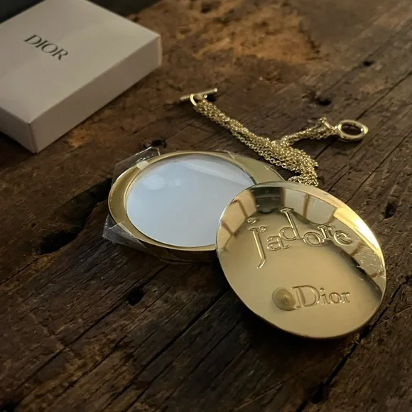 Dior J'adore Golden Pocket Miroir GWP - Picture 3 of 4